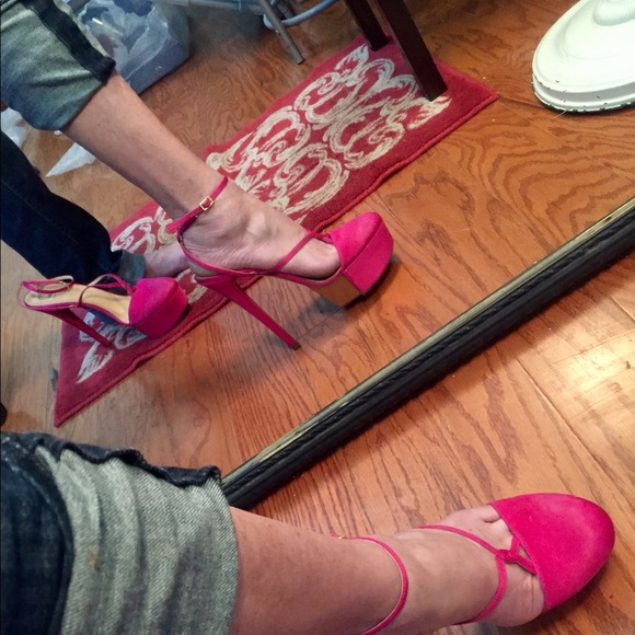 Iconic Versace 2008 Runway shoes - Picture 5 of 9